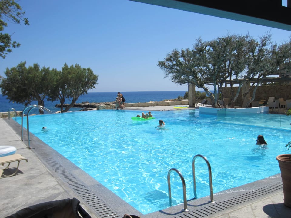Basen Hotel Kakkos Bay