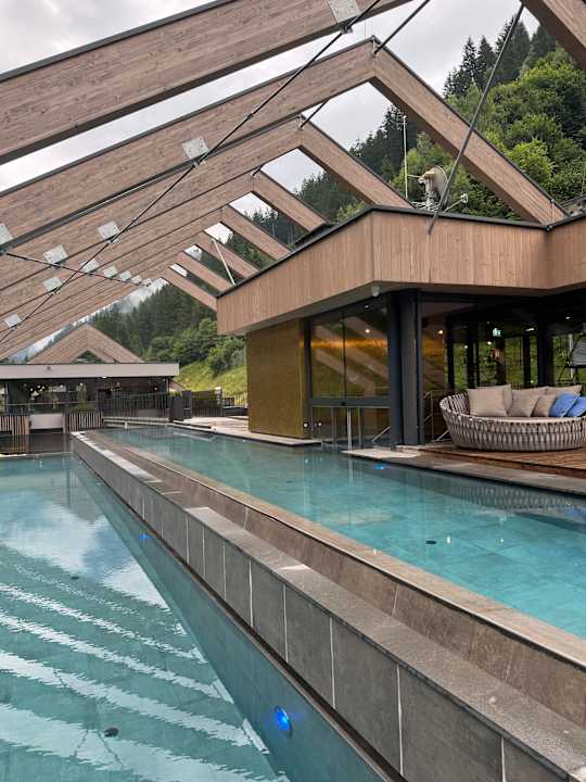 Pool ZillergrundRock Luxury Mountain Resort