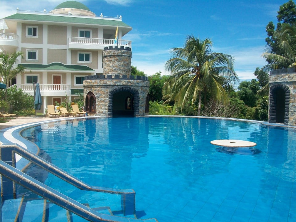 Hauptpool Lingganay Boracay Resort