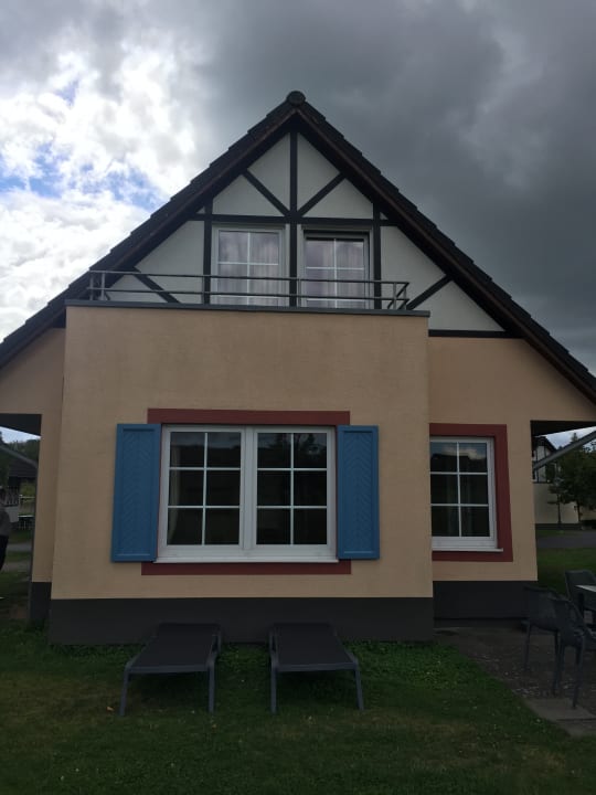 Außenansicht Roompot Ferienresort Cochem