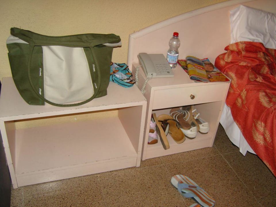 Möbel aus der Gründerzeit... Alua Leo