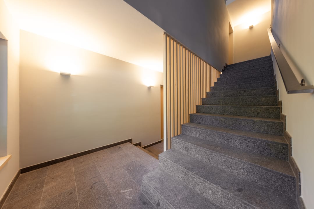 Lobby Solis Apartments