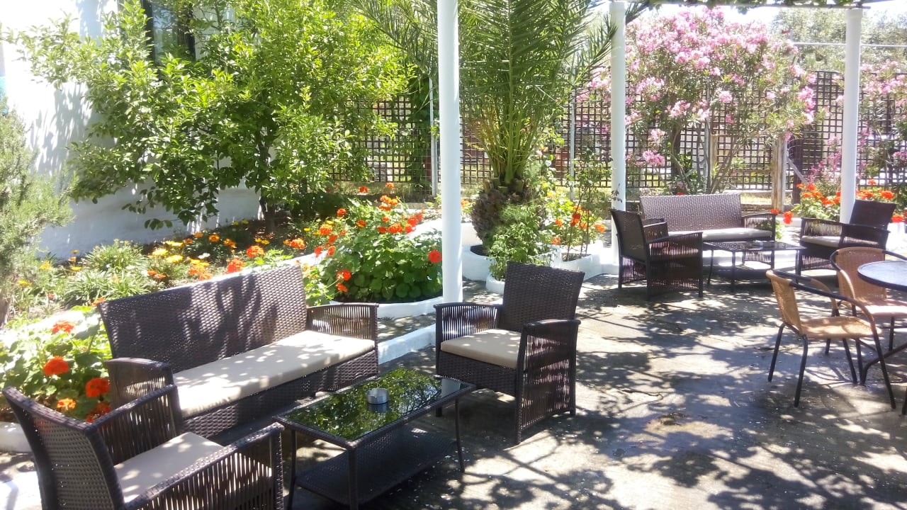 Gartenanlage Gorgona Rooms