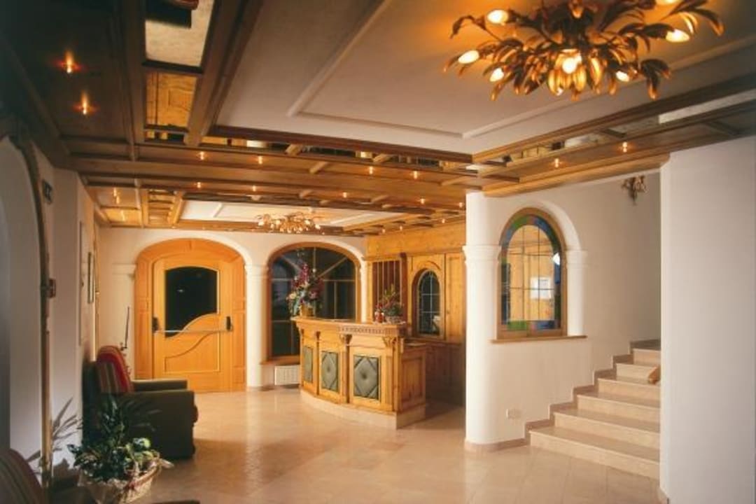 Eingangshalle Turmhotel Gschwendt