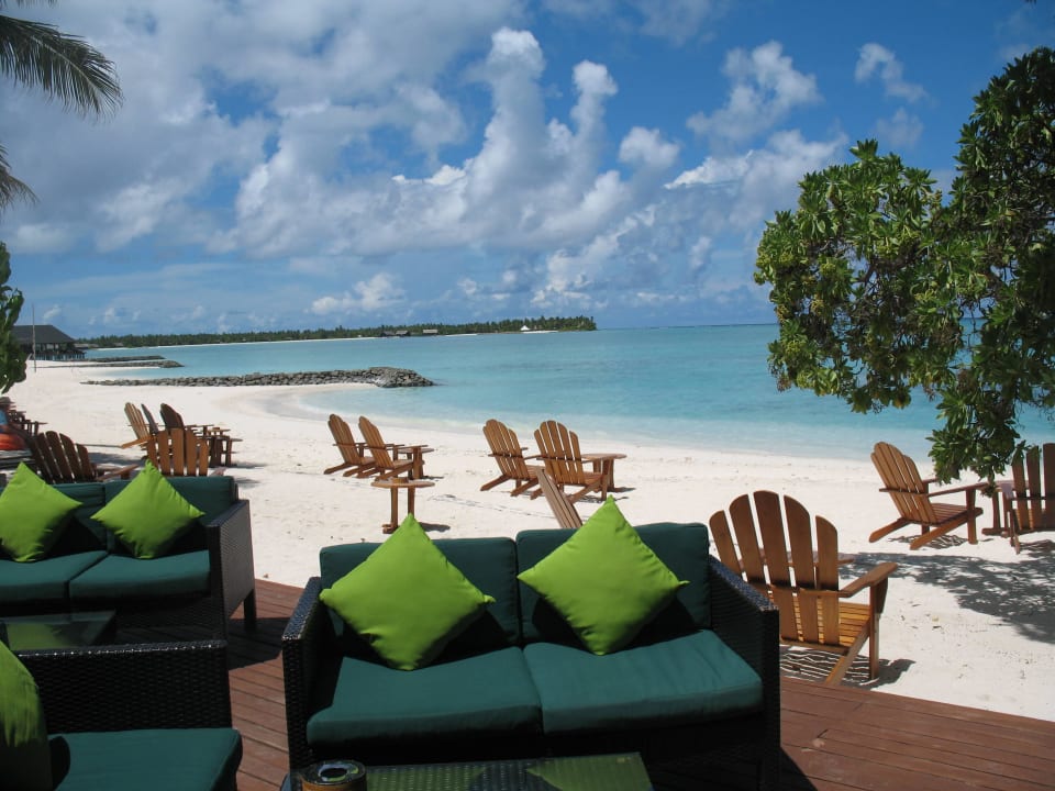 Ein Teil der Bar Summer Island Maldives