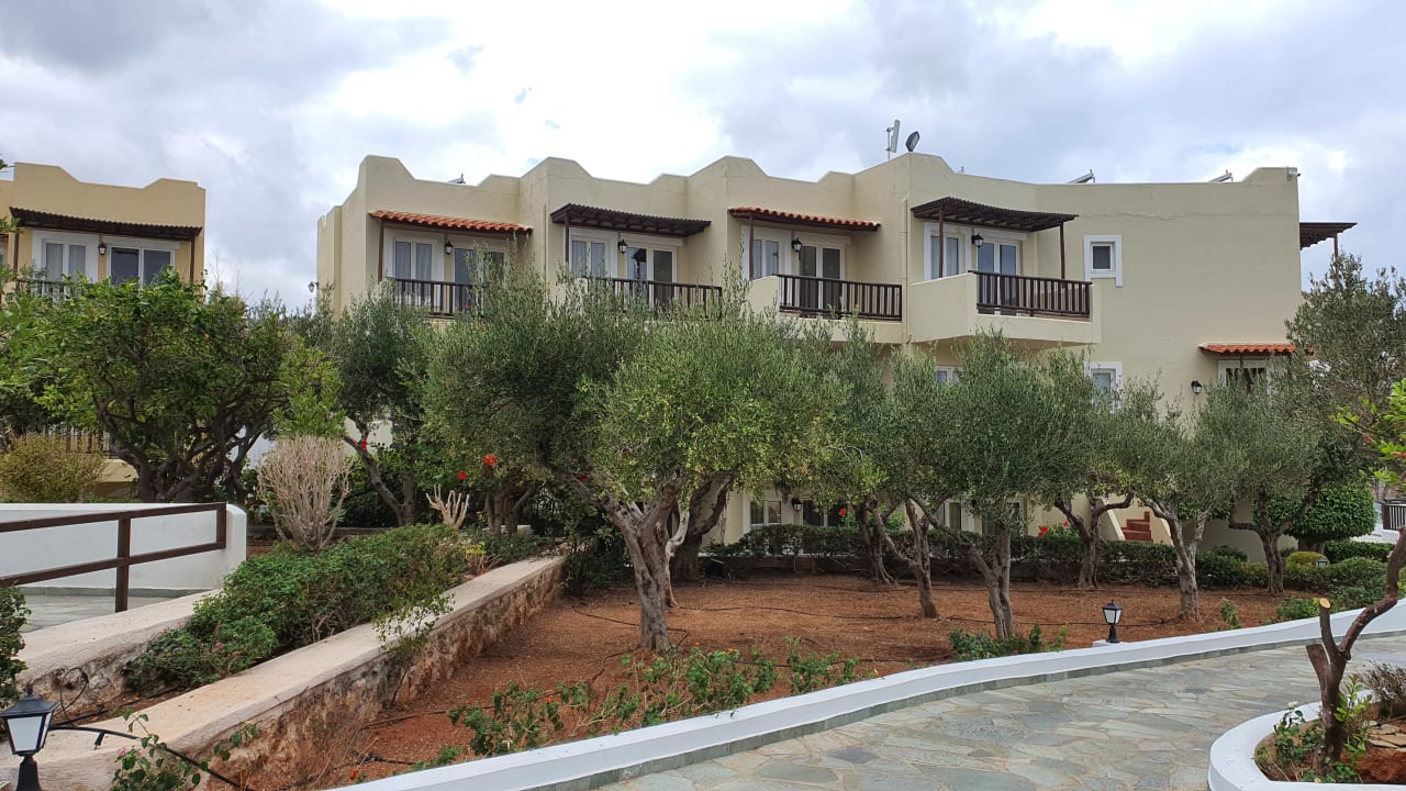 Außenansicht Alexander Beach Hotel & Village Resort