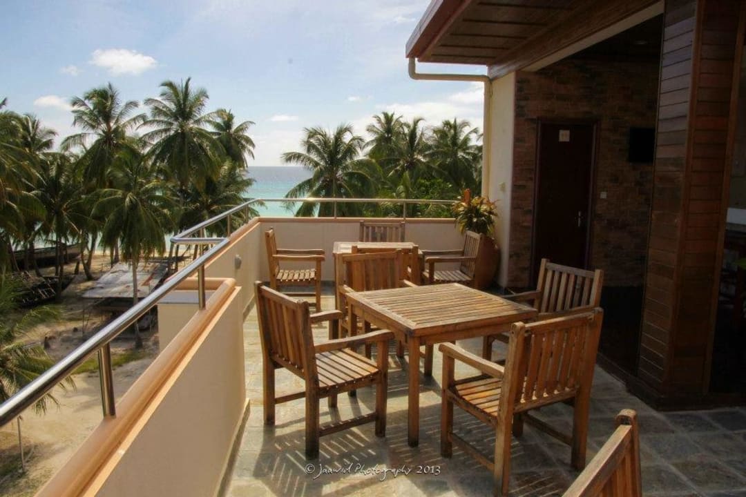 Cafe Reveries Diving Village