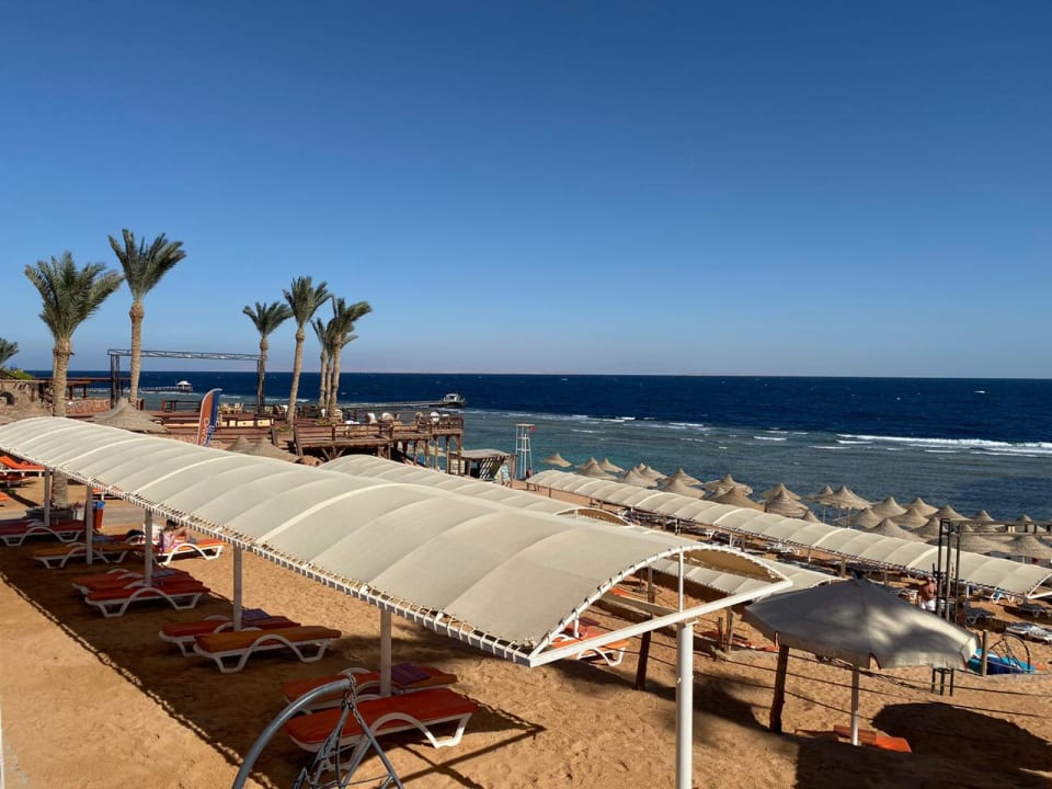 Strand Hotel Nubian Village