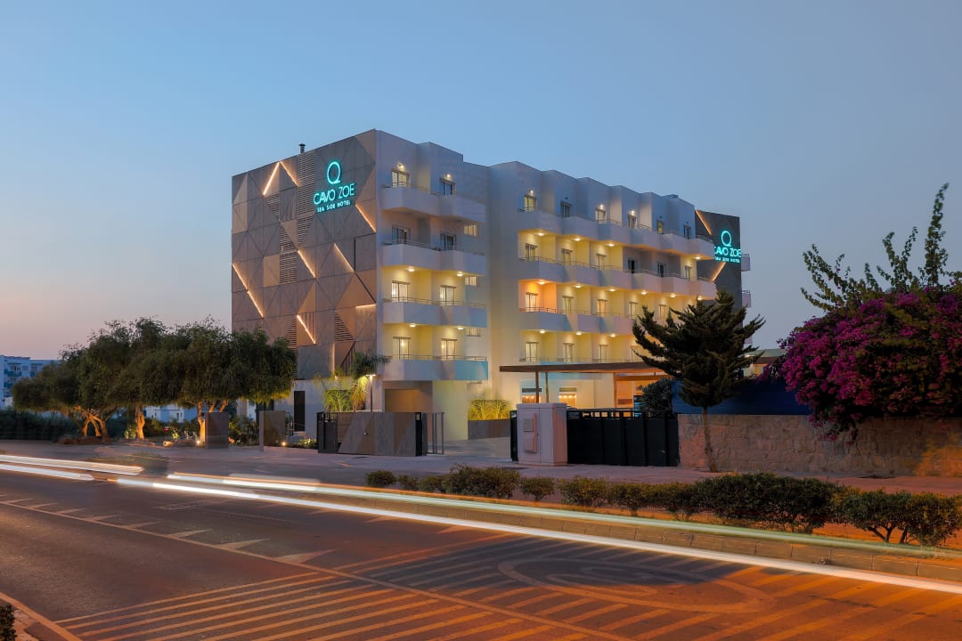 Außenansicht Cavo Zoe Seaside Hotel