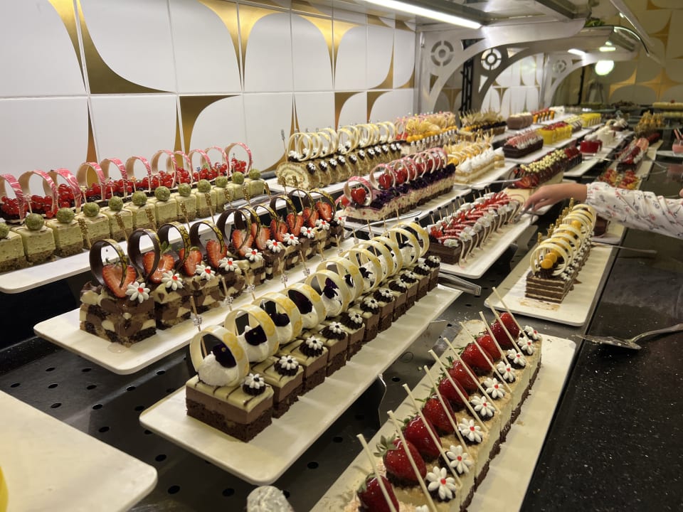 Gastro Xanadu Resort Hotel