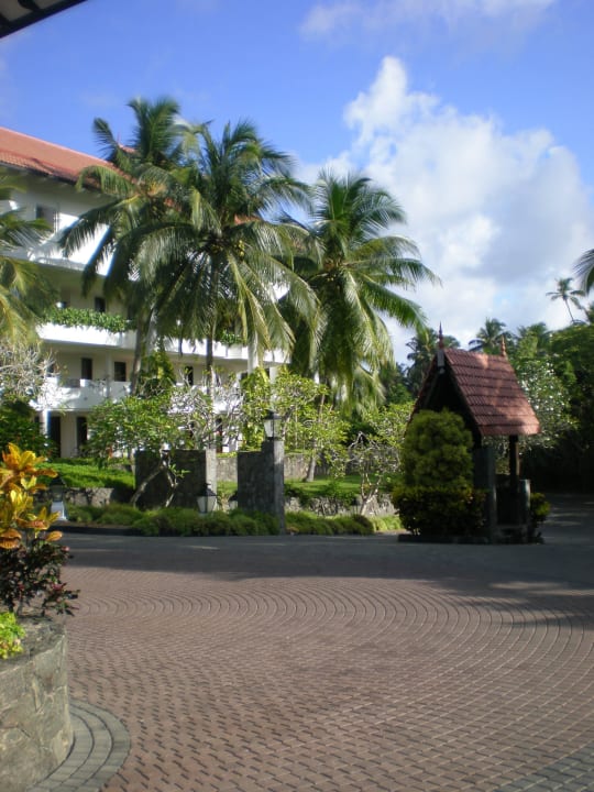 Eingang Taj Bentota Resort & Spa