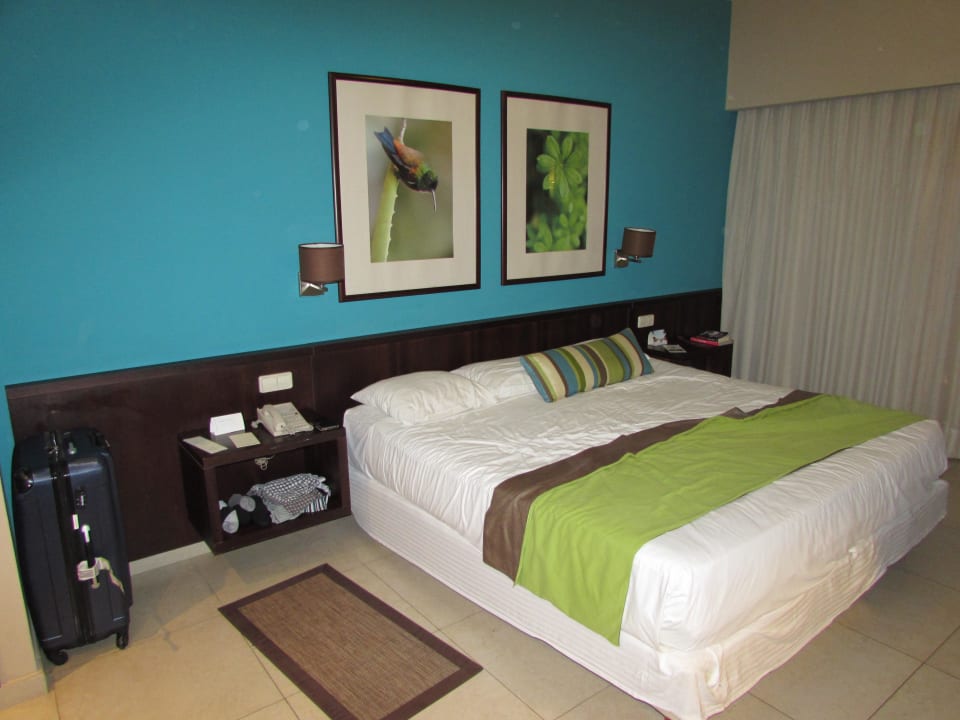 King Size Bett Dreams Royal Beach Punta Cana
