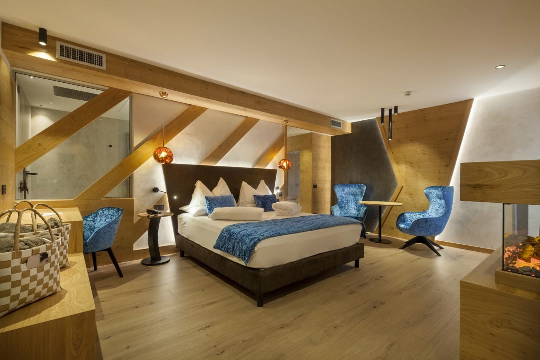 Zimmer ADLER MERYEM Wellnesshotel – Andalo