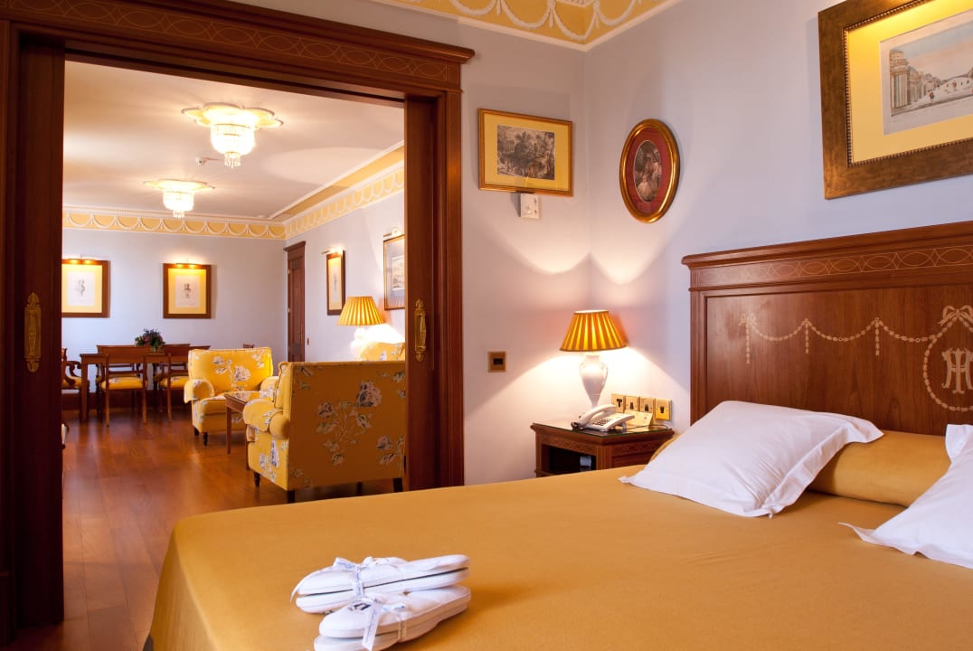 Senior Suite Hotel Inglaterra