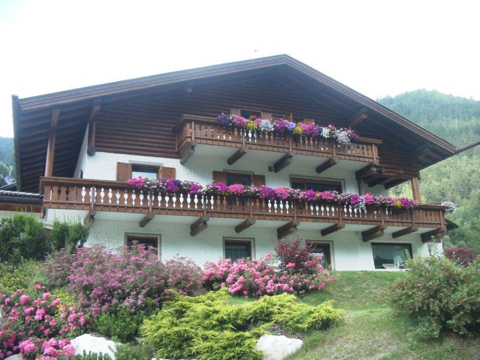 aussenansicht3 Hotel Garni Apartments Mirabel