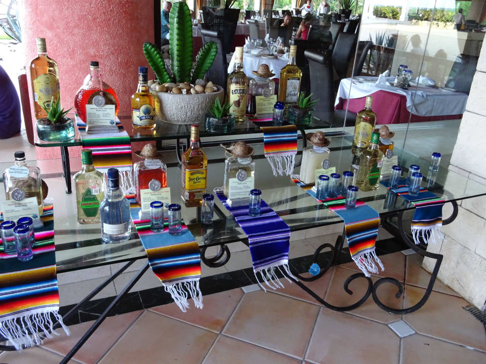 Tequila in Hülle und Fülle Bahia Principe Luxury Akumal