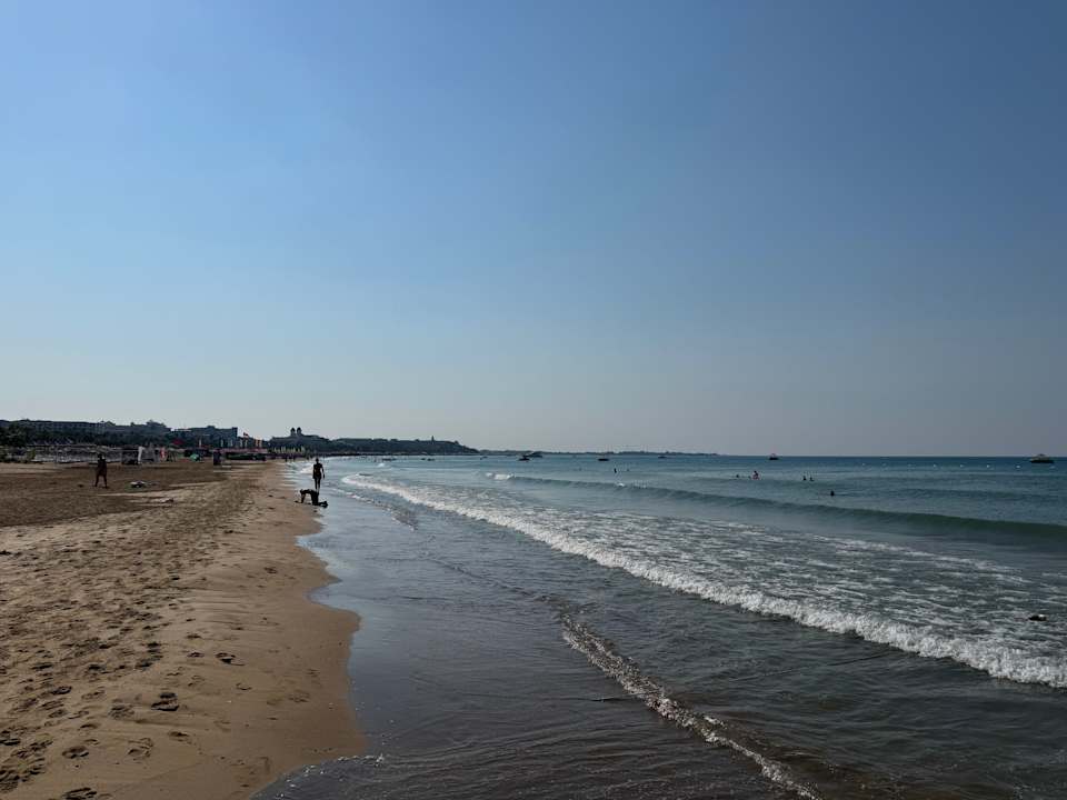 Strand Hotel Defne Garden