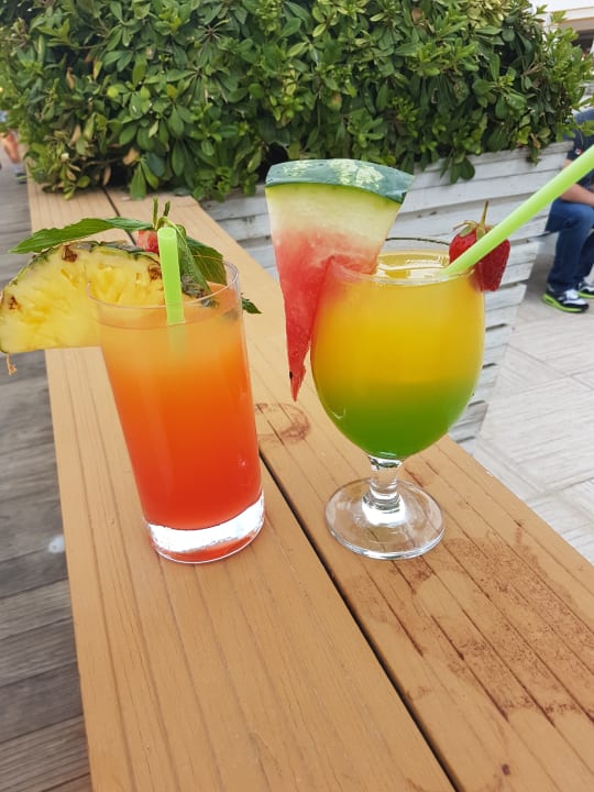 Gastro Terrace Elite Resort