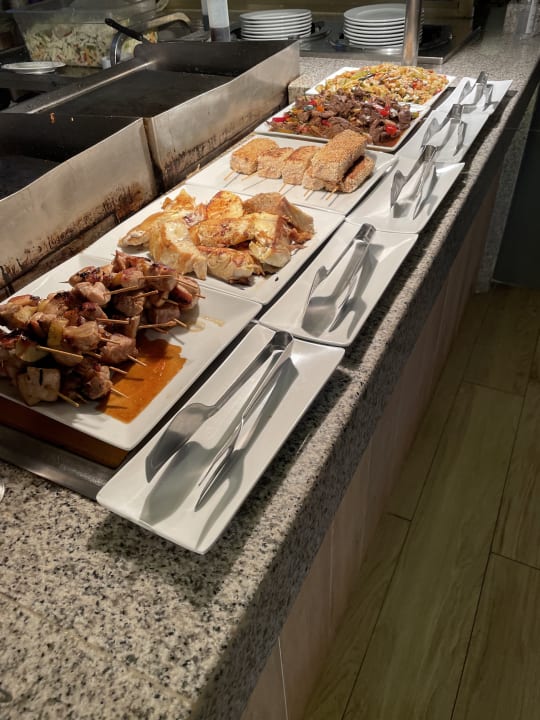 Gastro Hotel Riu Karamboa