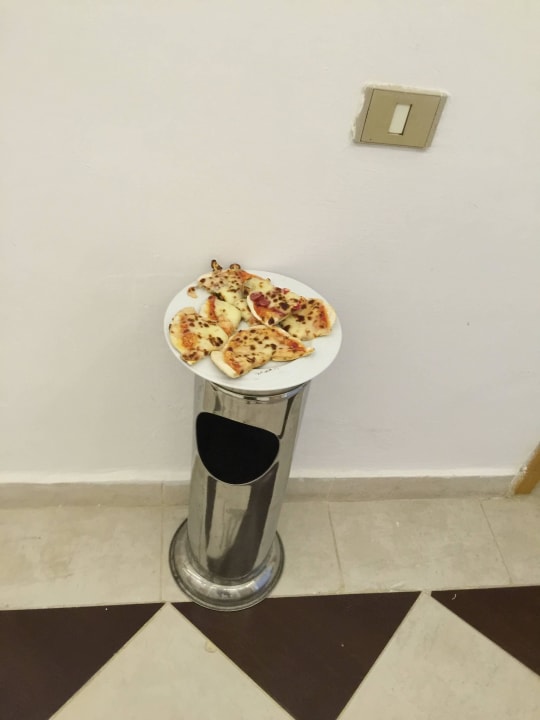 Jeden Tag Essen von Lieben Arabieschen Gästen Pickalbatros Aqua Park Resort - Hurghada