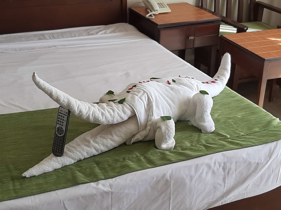 Zimmer Laguna Beach Marsa Resort