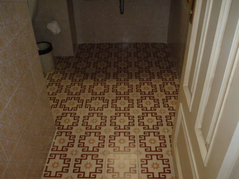 Gefließter Boden im Bad Ali Bey Club