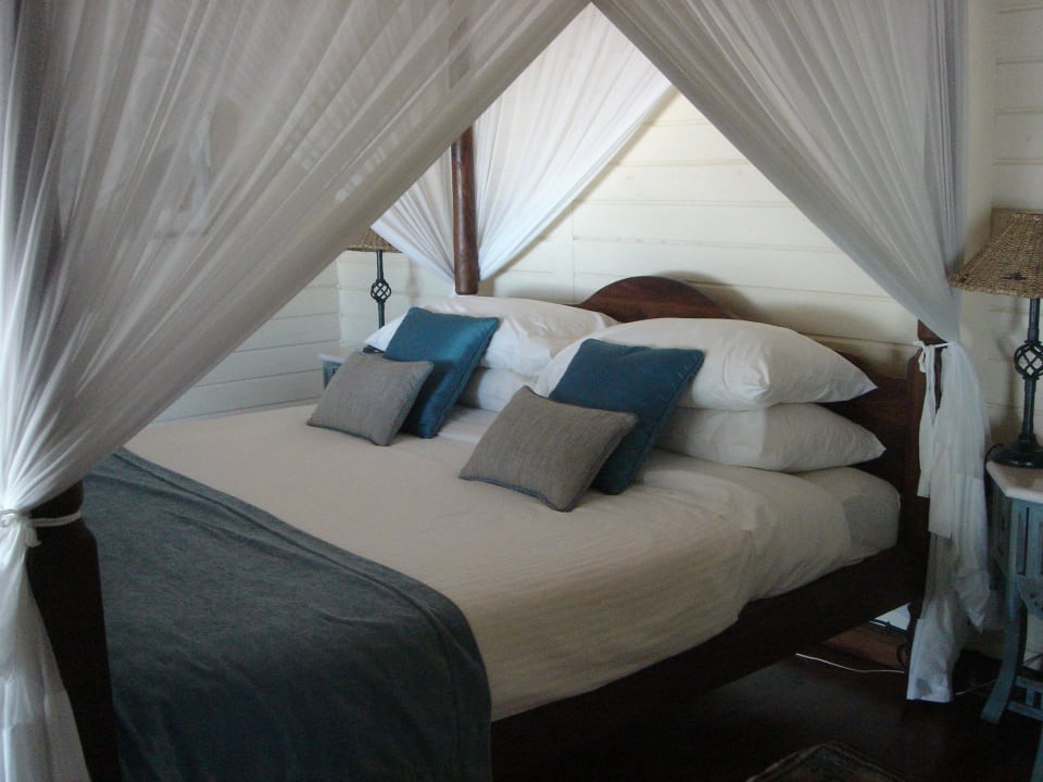Zimmer im Chalet Hotel Medjumbe Island Resort