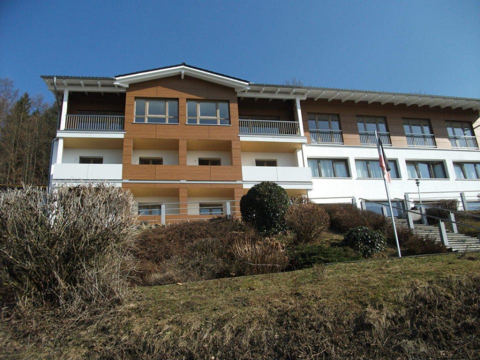 Eingang Thula Wellnesshotel Bayerischer Wald
