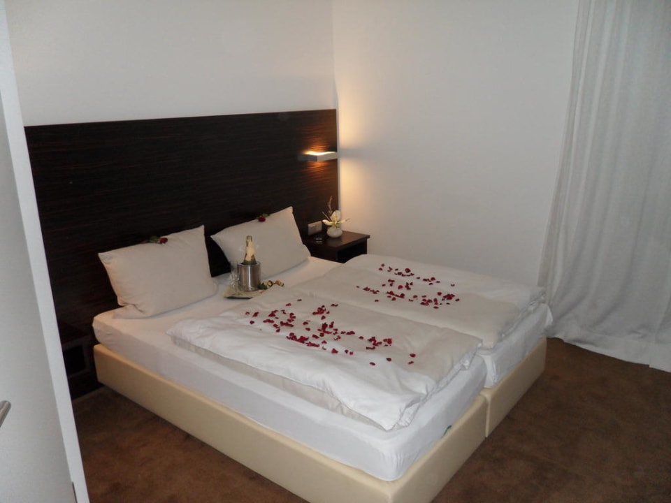 Zimmer mit Romantikarrangement Hotel Villa Silence