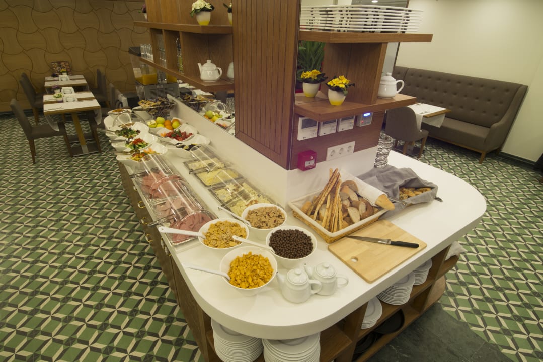 Gastro Cumbali Plaza Hotel