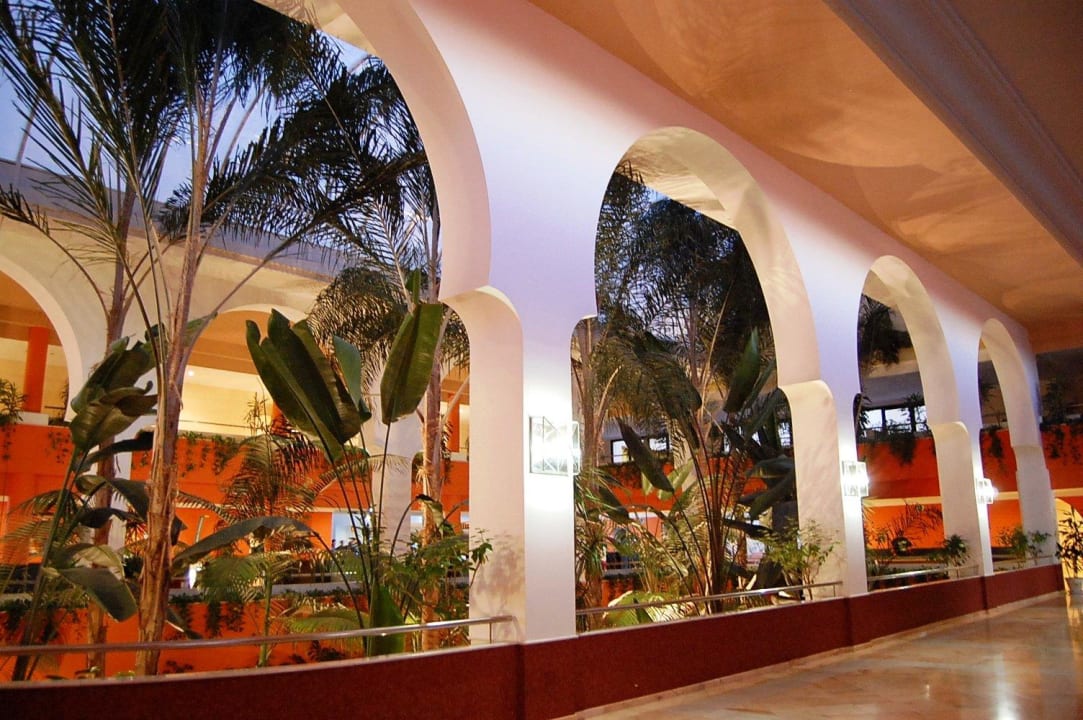 Un oasis permanente Playamarina Hotel