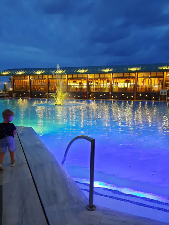 Pool Arina Beach Resort