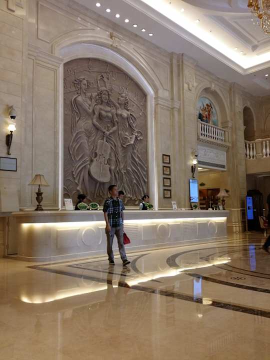 Lobby  Vienna Hotel Shenzhen Longgang City Centre Shengping Branch