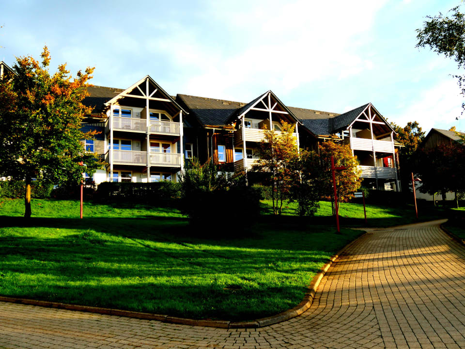 Blick auf eine der Reihenhäuserzeilen Hapimag Resort Winterberg