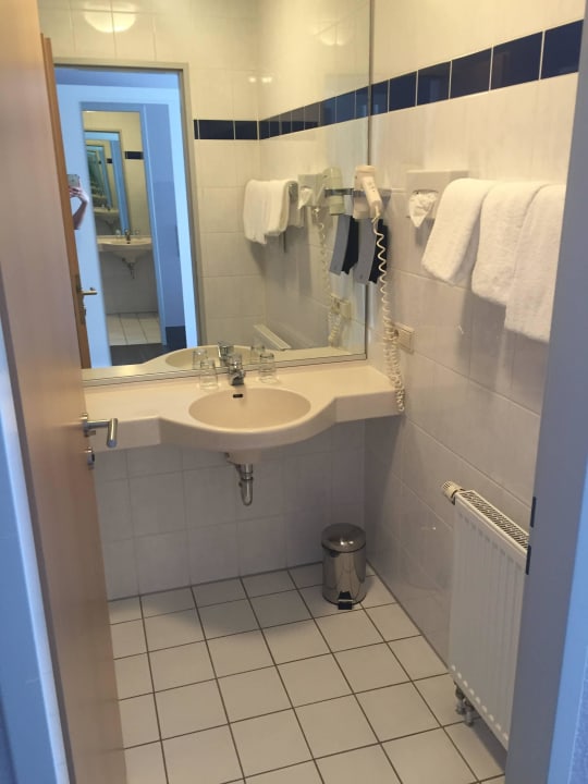 Badezimmer elaya hotel wolfenbuettel