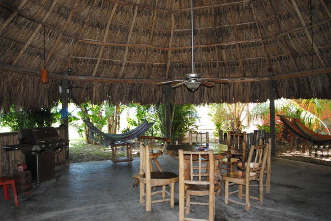 Guest Tiki Hut La Ceiba Beach Club