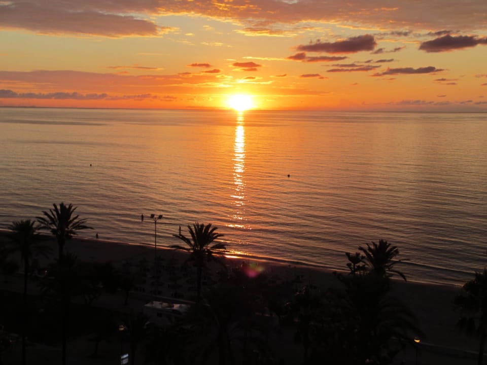 Jeden Morgen ein schöner Sonnenaufgang CM Playa del Moro