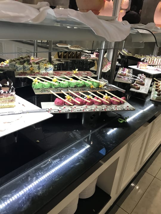 Restaurant Well Palace Side