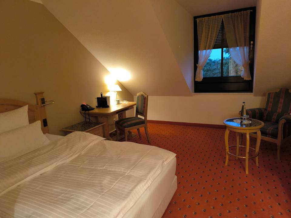 Zimmer Atomis Hotel Munich Airport by Mercure