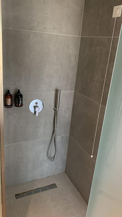 Zimmer Harmony Crest Resort & Spa