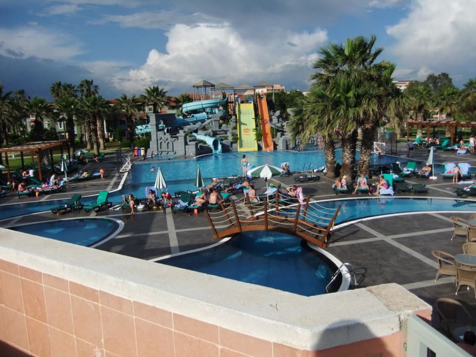 1. Pool Megasaray Club Belek