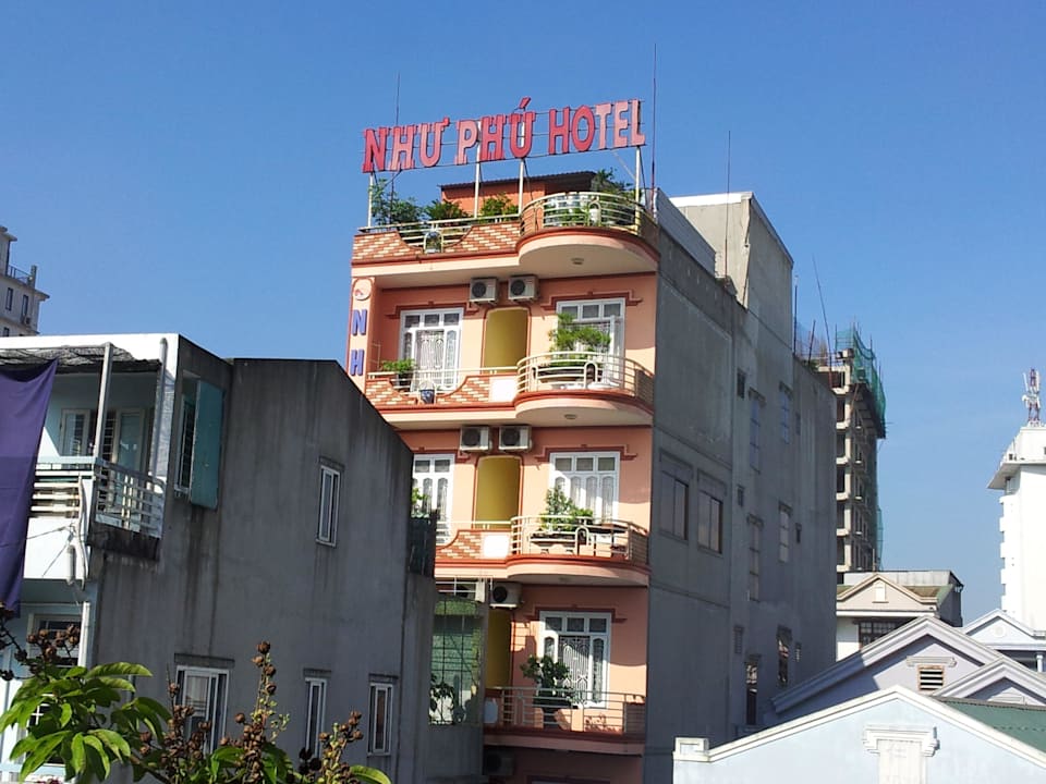 Hotel von Außen Nhu Phu Hotel