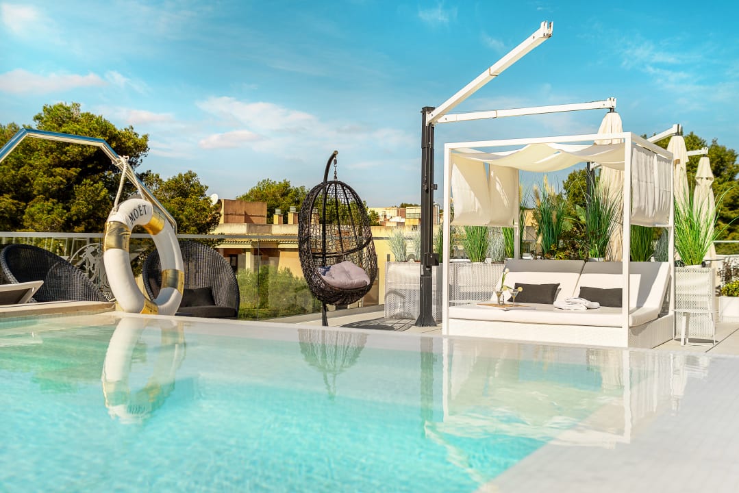 Pool Hotel The Sky - Adults only