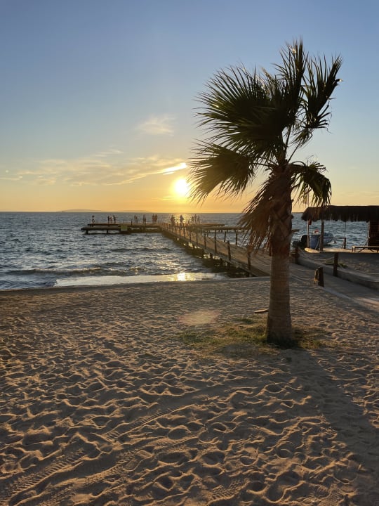 Strand Aquasis De Luxe Resort & Spa