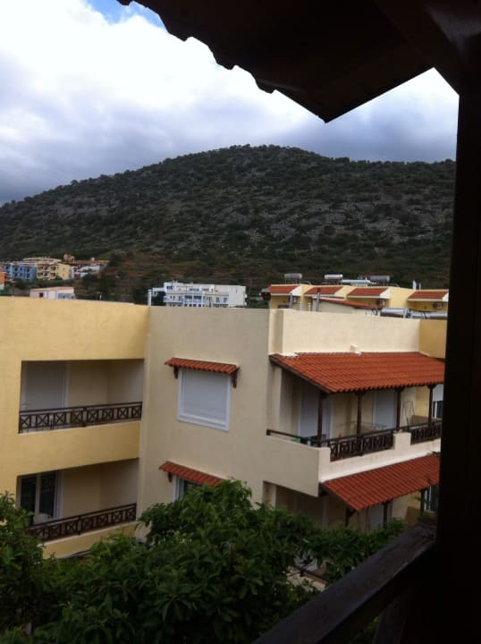 Blick auf die Kretanischen Berge Cactus Beach