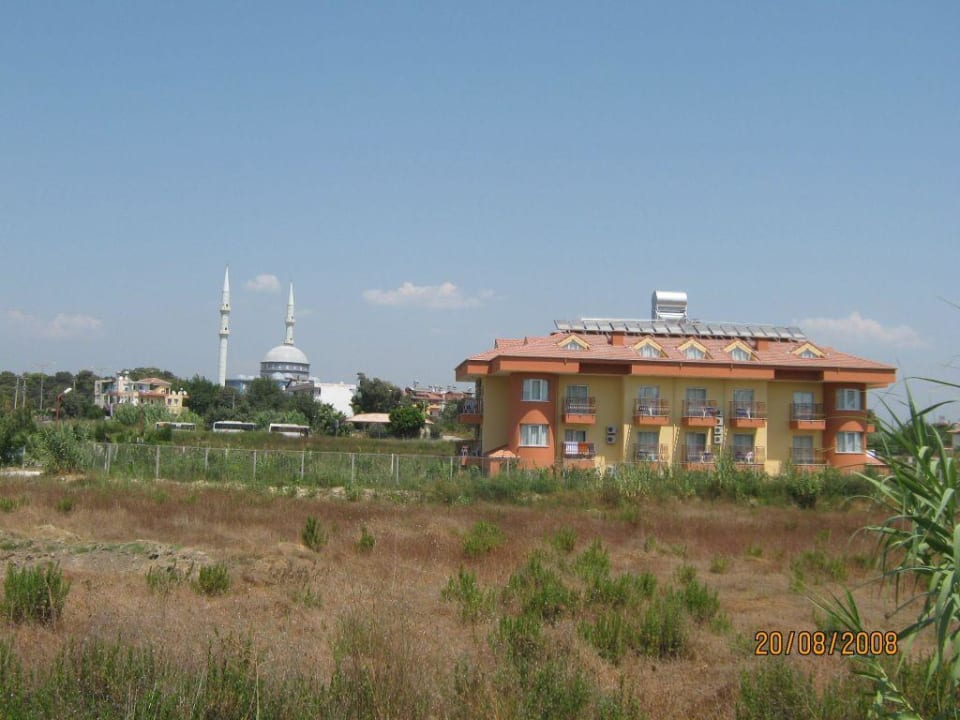 Sicht von der Straße Yavuzhan Otel