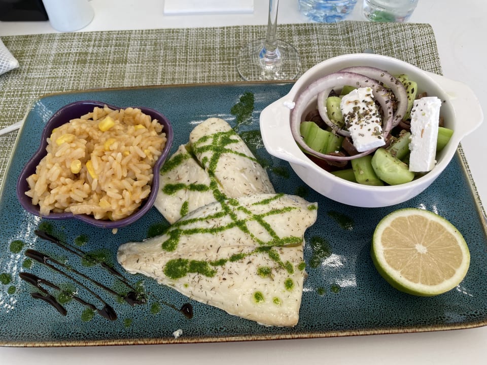 Gastro The Blue Ivy Hotel & Suites