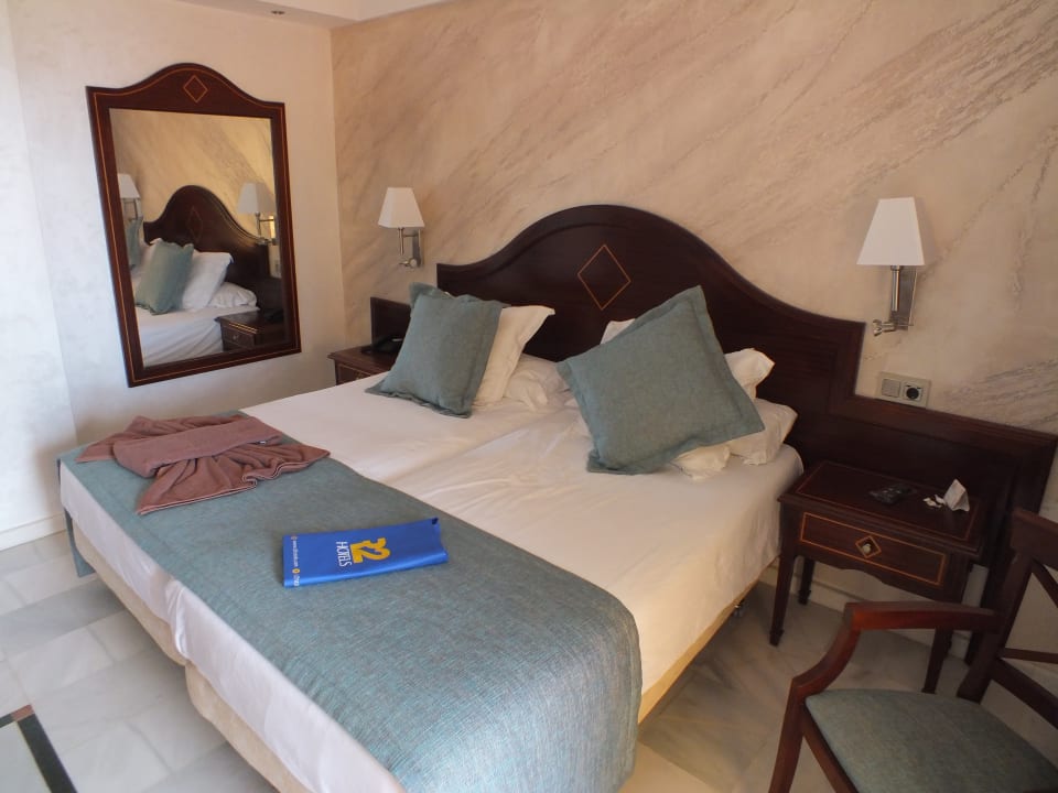 Zimmer R2 Rio Calma Hotel & Spa & Conference