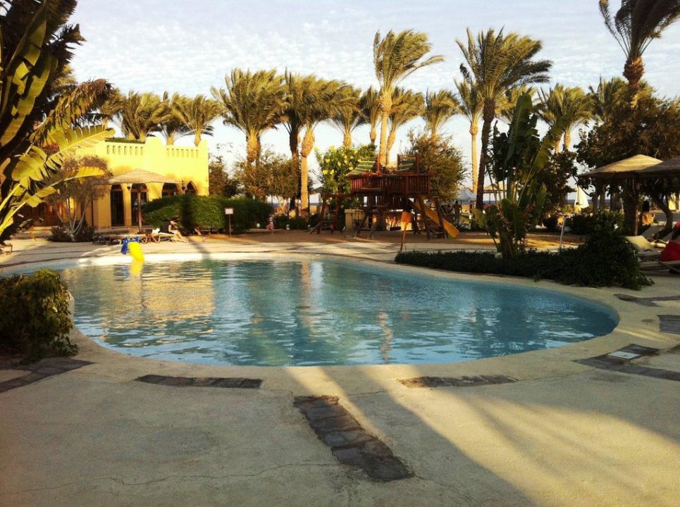 Pool tagsüber Grand Makadi