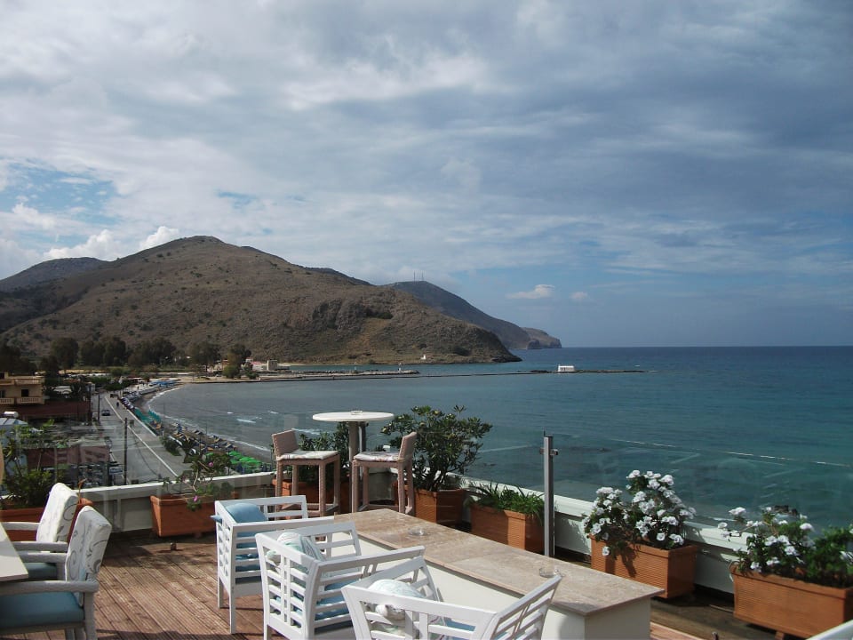Blick von der Panorama Bar Hotel Corissia Princess